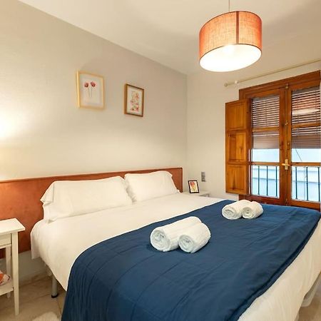 Pajaritos Center Suite By Valcambre Севилья Экстерьер фото